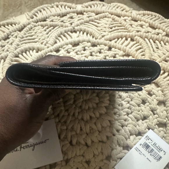 Salvatore Ferragamo Black Leather Wallet with Silver Logo - Picture 9 of 16